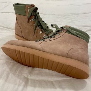 Kakimoda Hiking Outfit Boots (Size 11)
